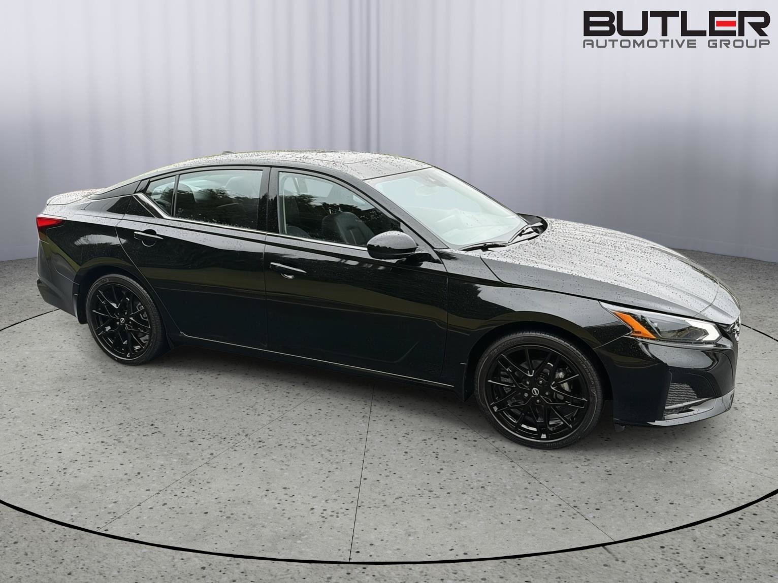 New 2026 Nissan Altima 2.5 SR w/ SR Midnight Edition Package FWD image 8