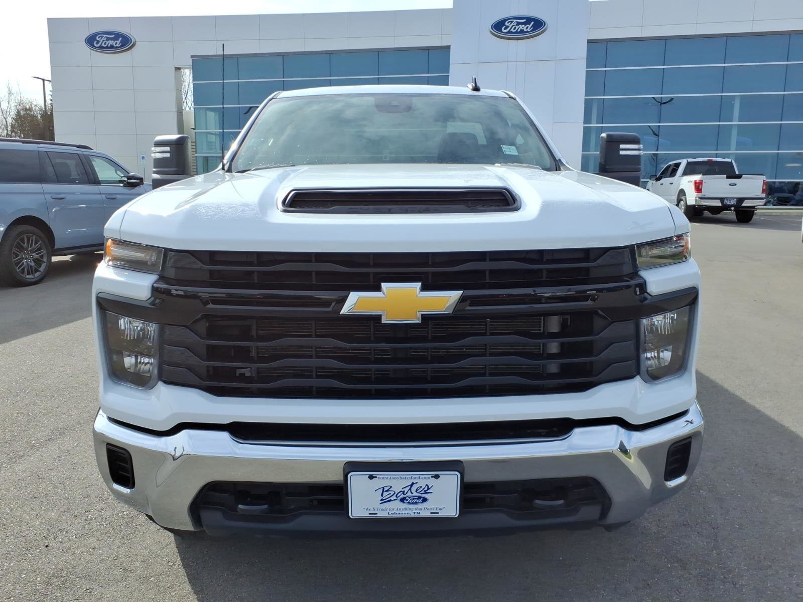 Used 2025 Chevrolet Silverado 2500 W/T w/ WT Convenience Package AWD/4WD image 8
