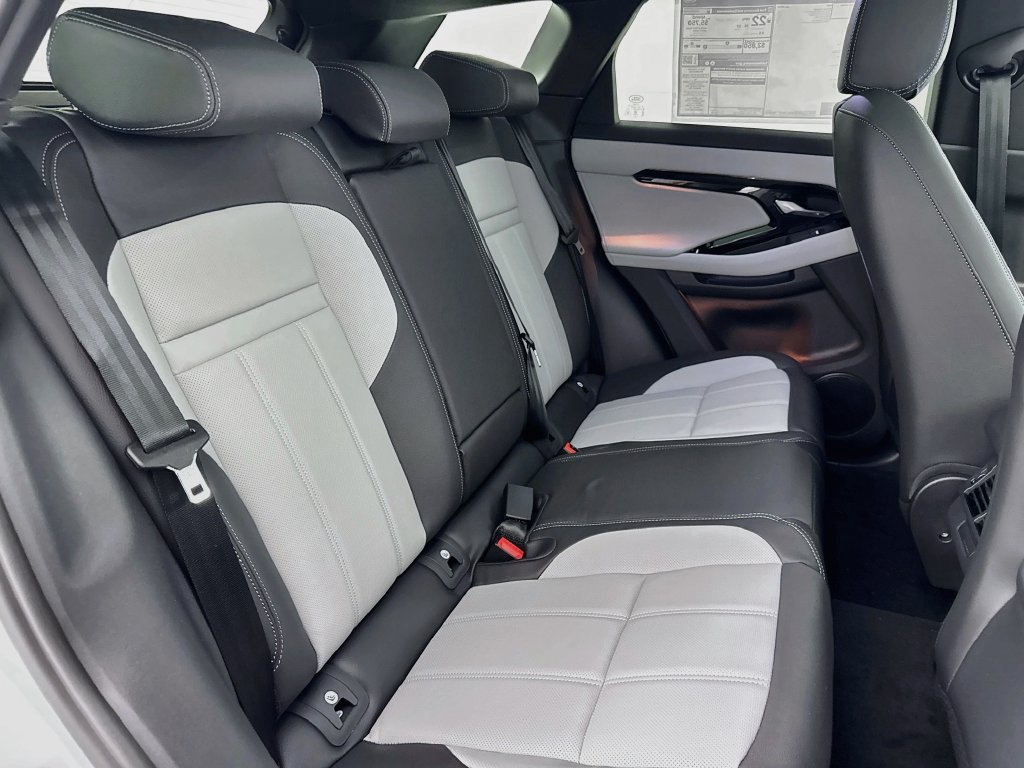 New 2026 Land Rover Range Rover Evoque Hoxton AWD/4WD image 28