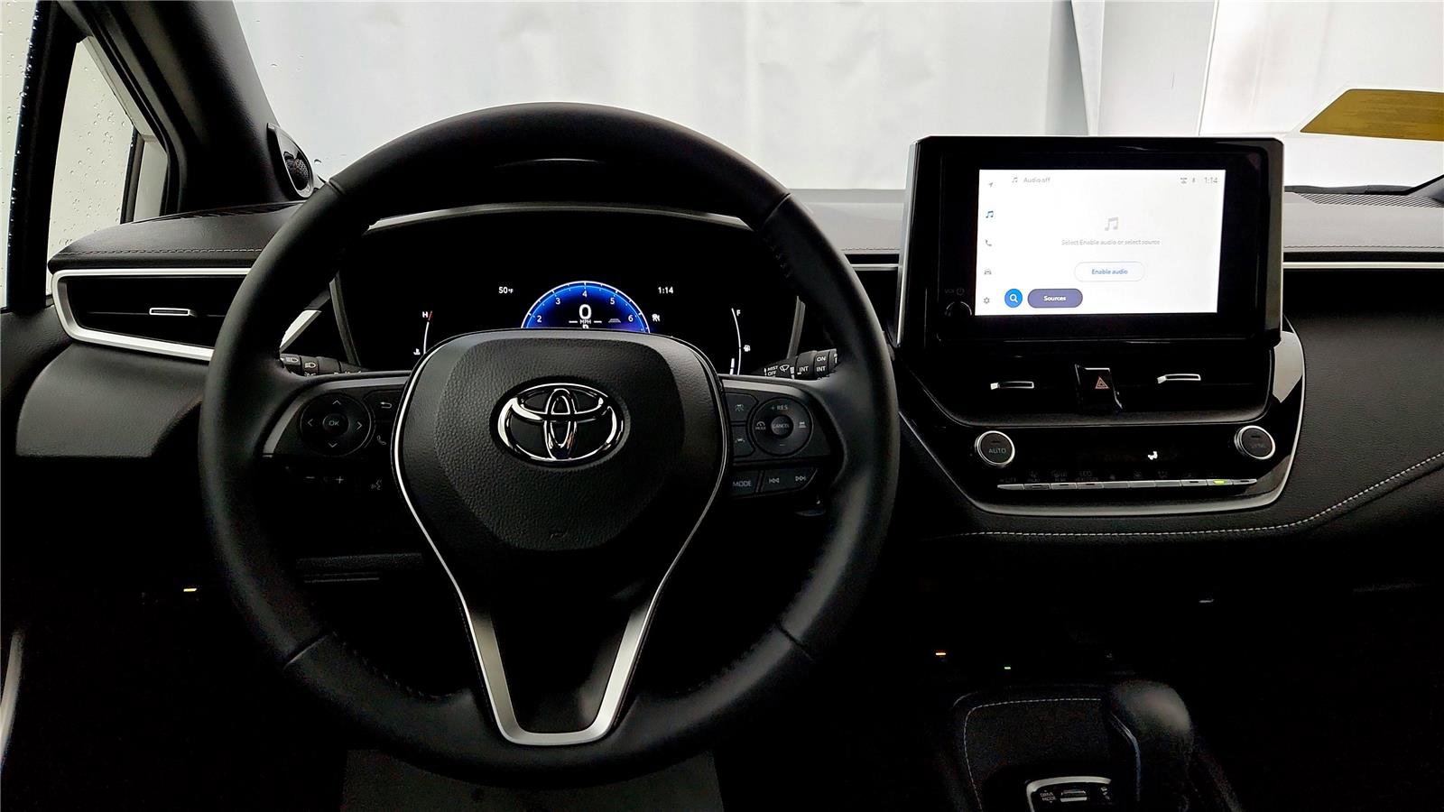 Certified 2025 Toyota Corolla XSE FWD image 27