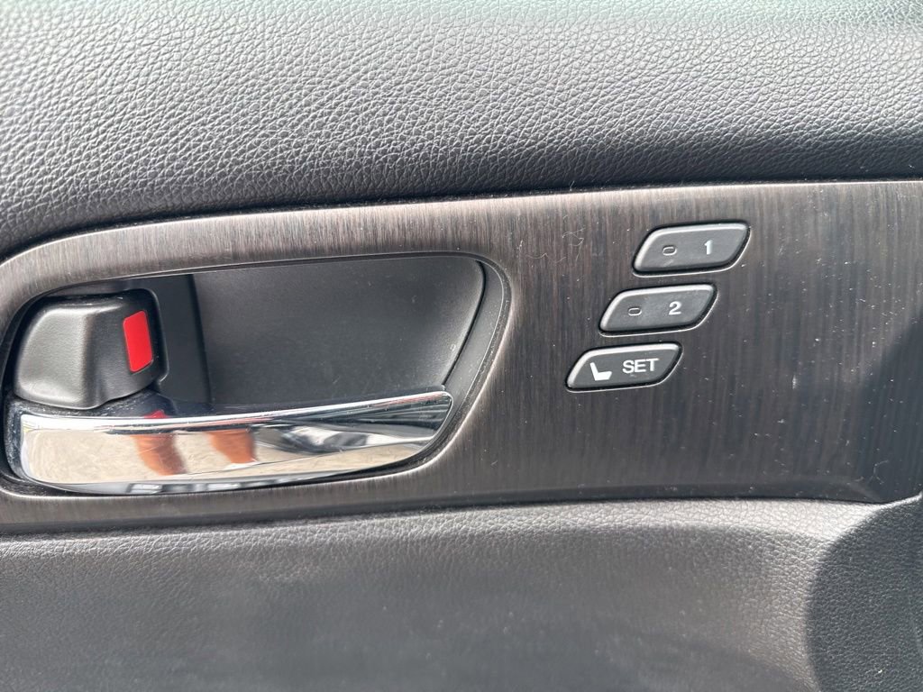 Used 2013 Honda Accord EX-L image 17