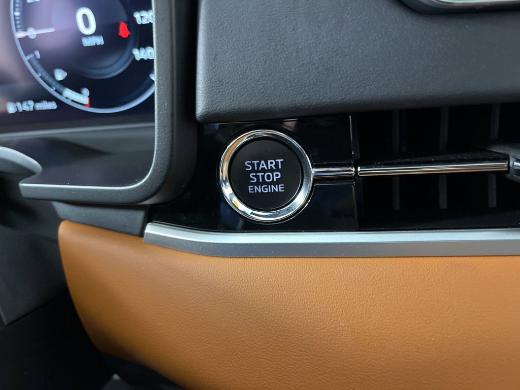 Used 2024 Mitsubishi Outlander SEL image 37