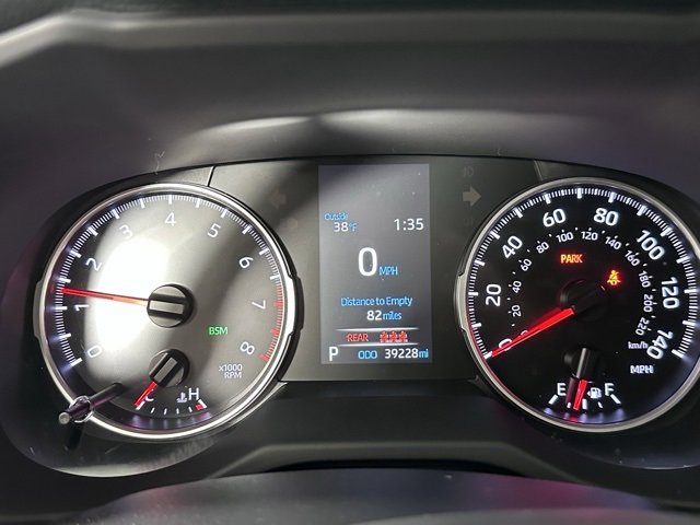 Used 2022 Toyota RAV4 XLE image 25