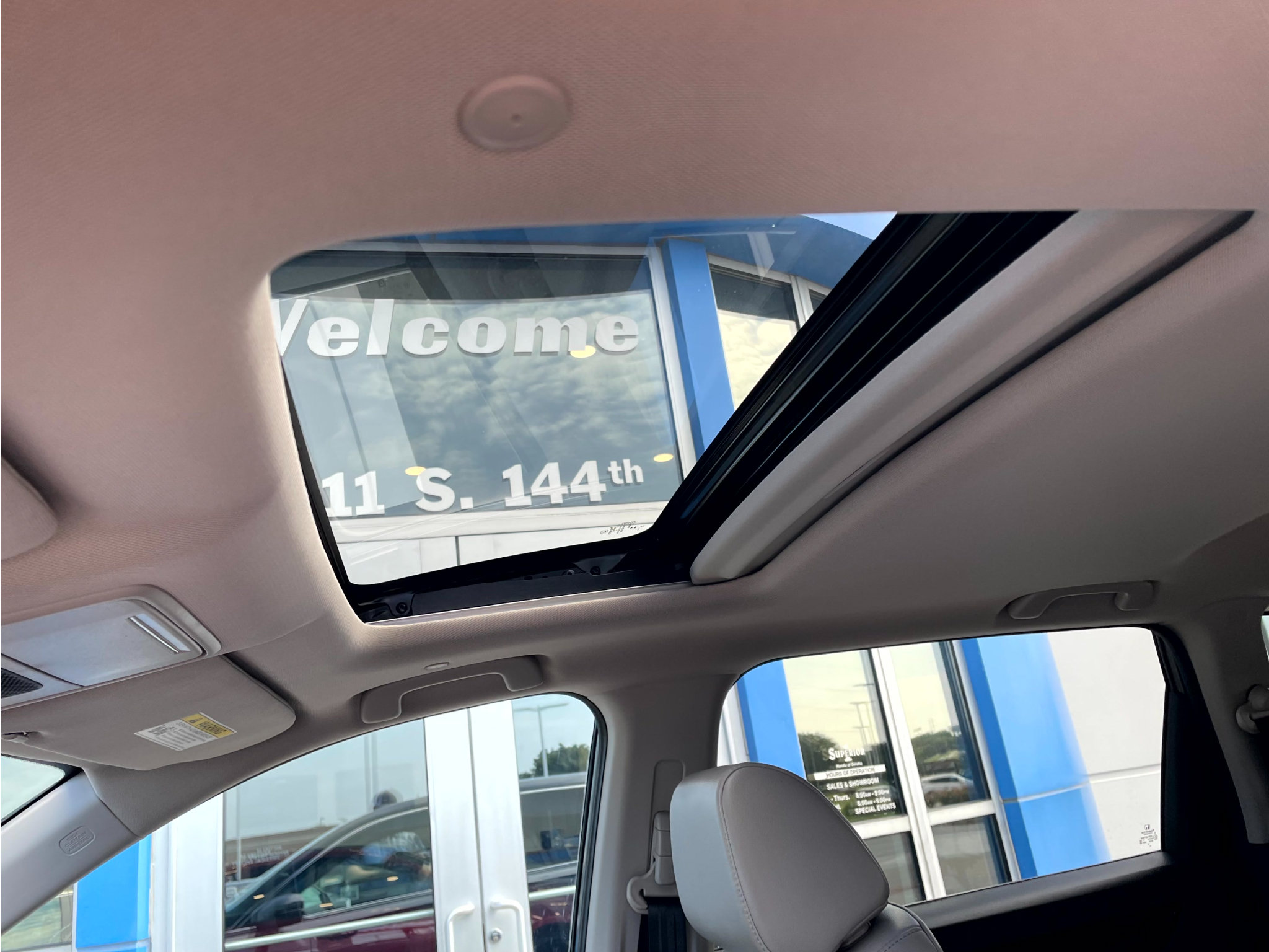 Used 2025 Honda CR-V EX-L image 11