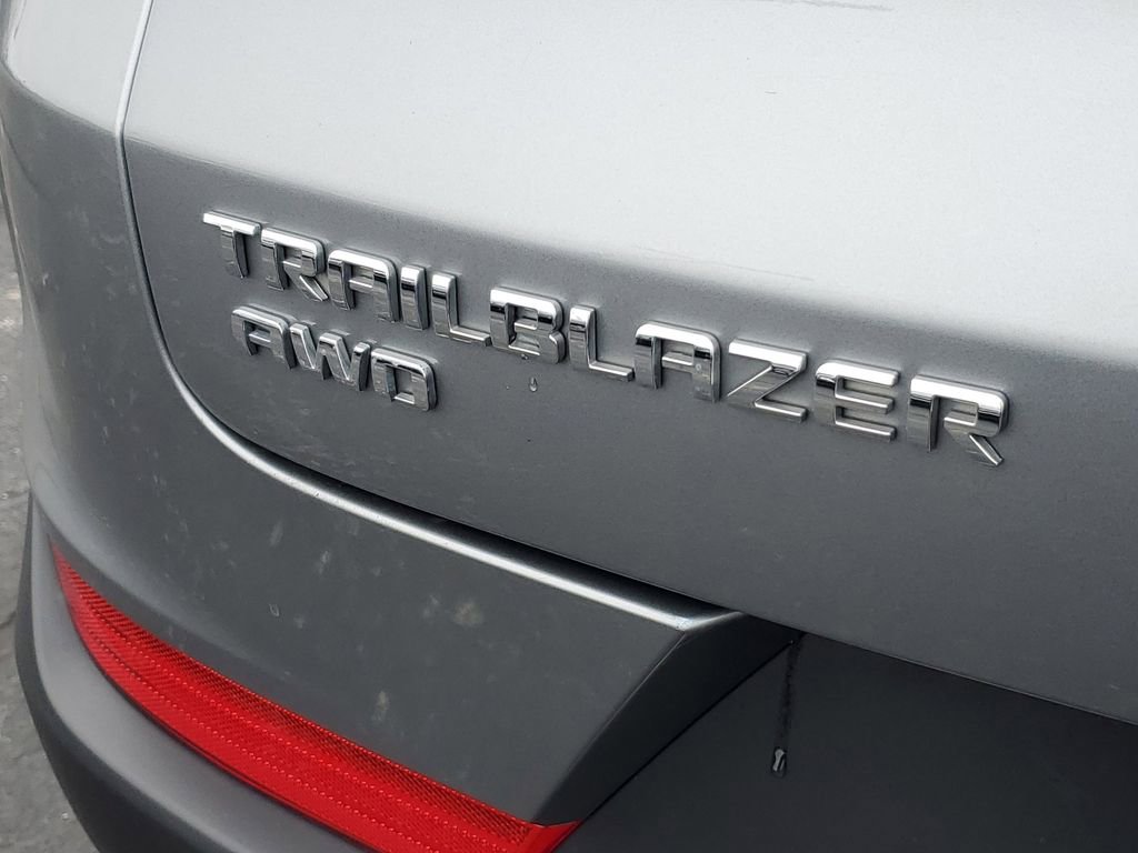 Used 2025 Chevrolet TrailBlazer LT image 31
