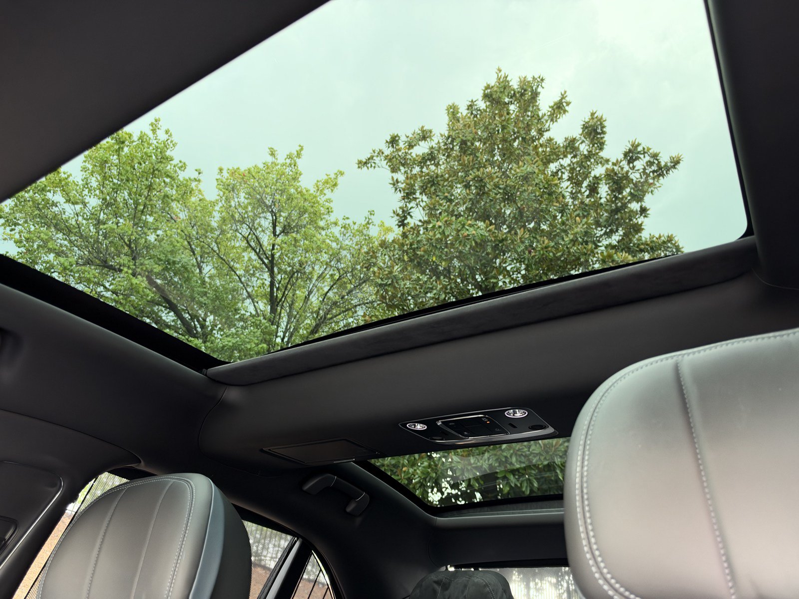 Certified 2023 Bentley Flying Spur W12 AWD/4WD image 34