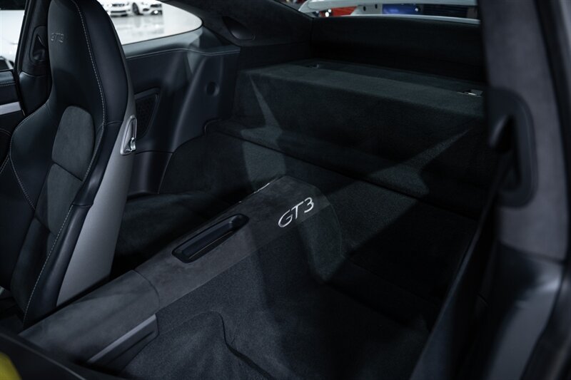 Used 2015 Porsche 911 GT3 RWD image 22
