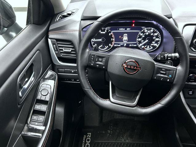 Certified 2025 Nissan Rogue SV AWD/4WD image 12