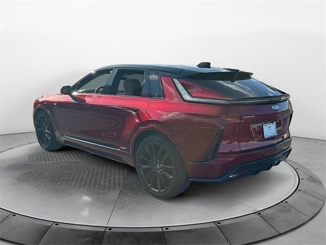 New 2026 Cadillac Lyriq V AWD/4WD image 5