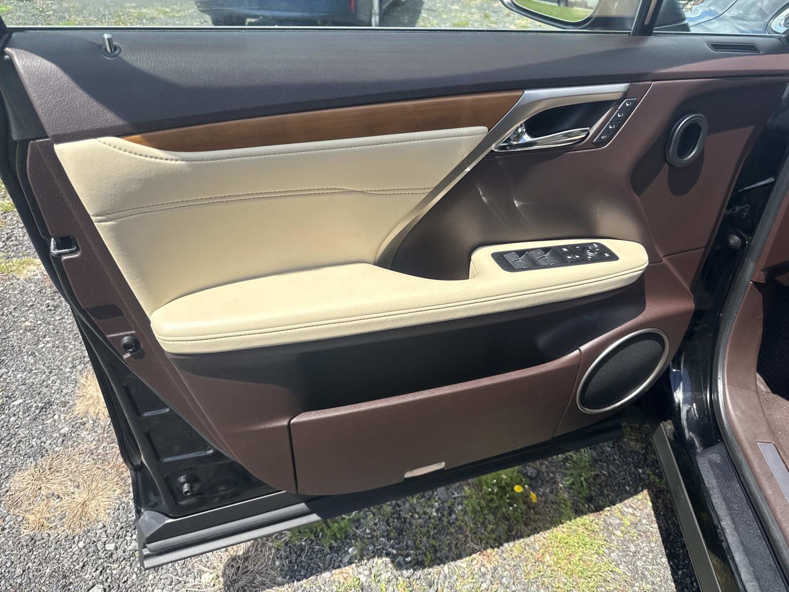 Used 2019 Lexus RX 350 AWD w/ Navigation Package image 17