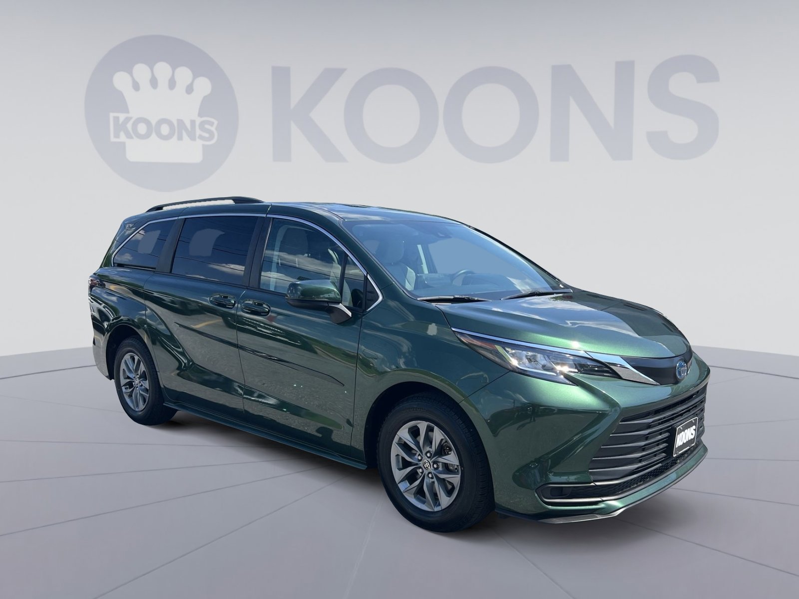 Used 2022 Toyota Sienna LE FWD image 10