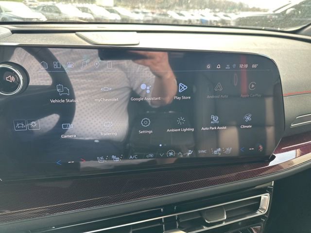 New 2026 Chevrolet Traverse RS w/ LPO, Floor Liner Package AWD/4WD image 18