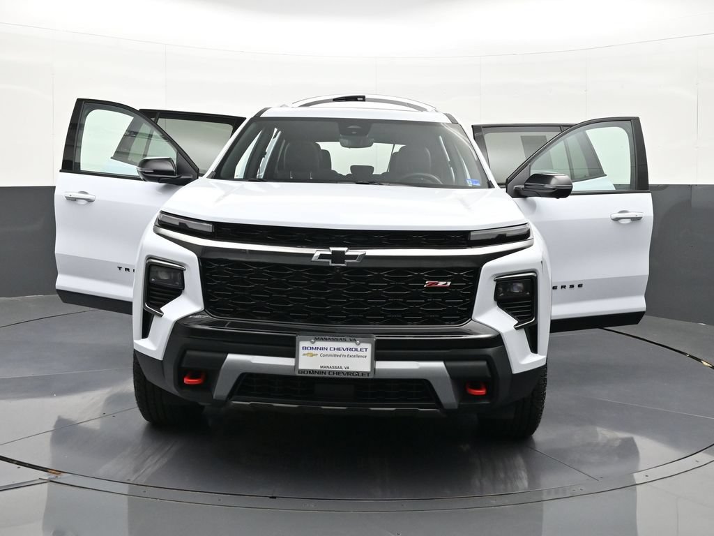 Certified 2026 Chevrolet Traverse Z71 w/ Driver Confidence Package AWD/4WD image 44