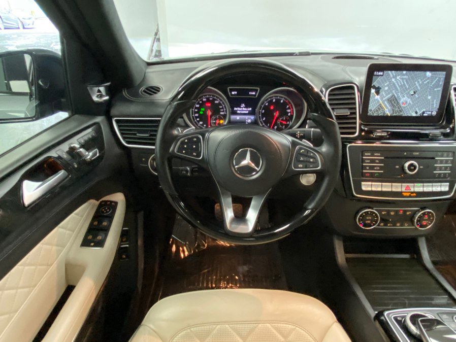 Used 2018 Mercedes-Benz GLS 550 4MATIC image 34
