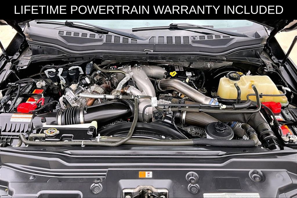 Used 2022 Ford F250 Platinum w/ FX4 Off-Road Package AWD/4WD image 11