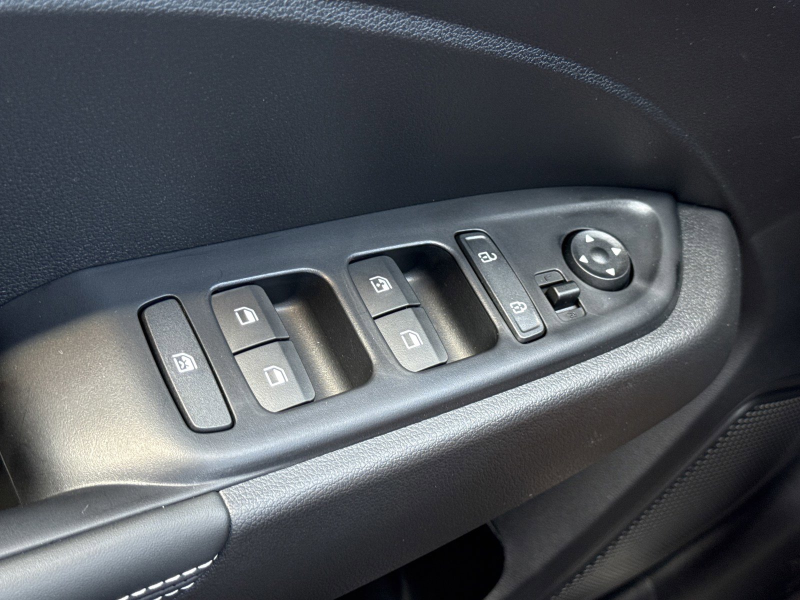 New 2026 Hyundai Venue SEL image 15