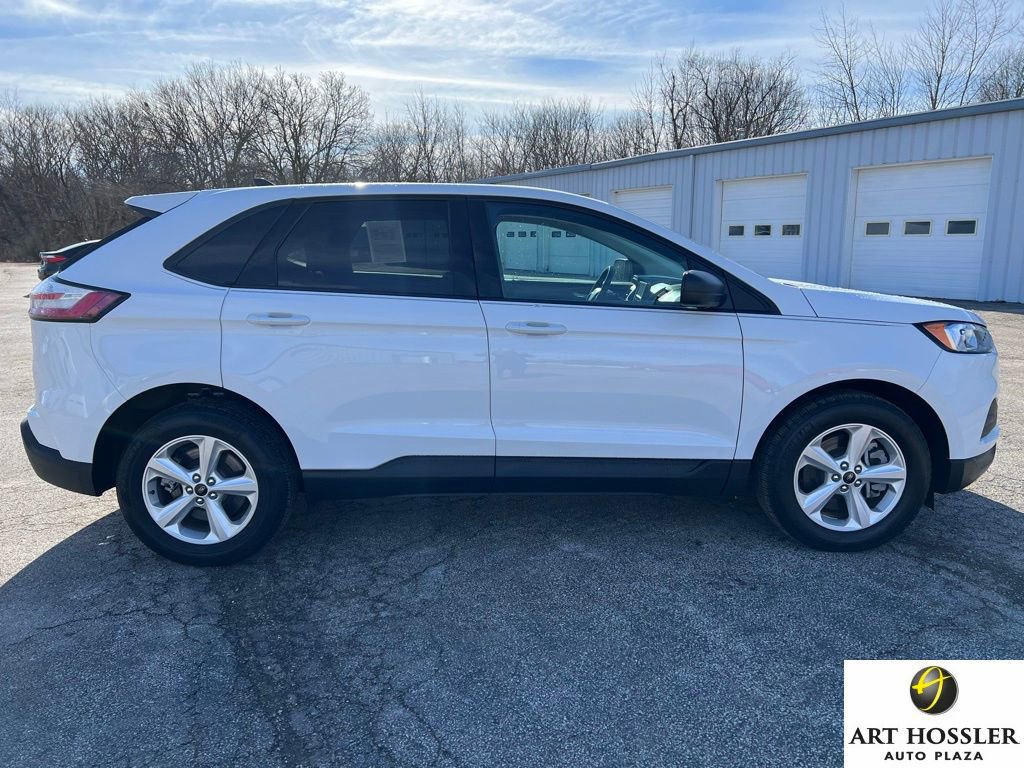 Used 2024 Ford Edge SE image 6
