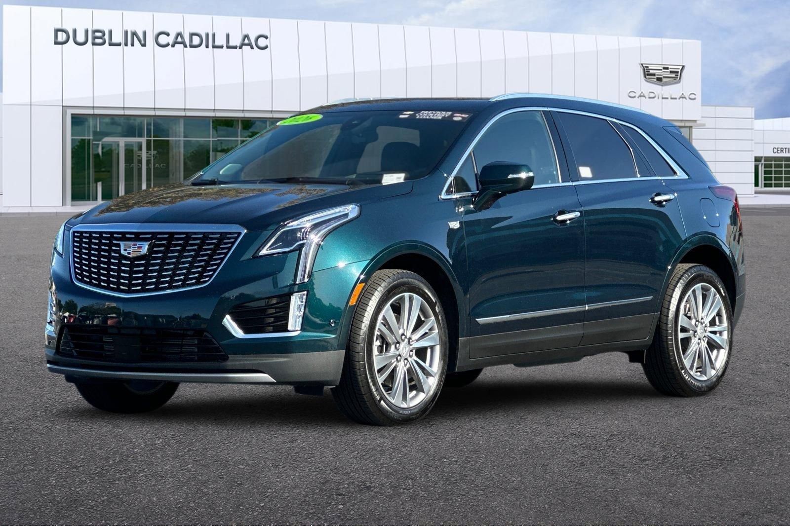 Used 2026 Cadillac XT5 Premium Luxury w/ Driver Assist Package AWD/4WD image 8