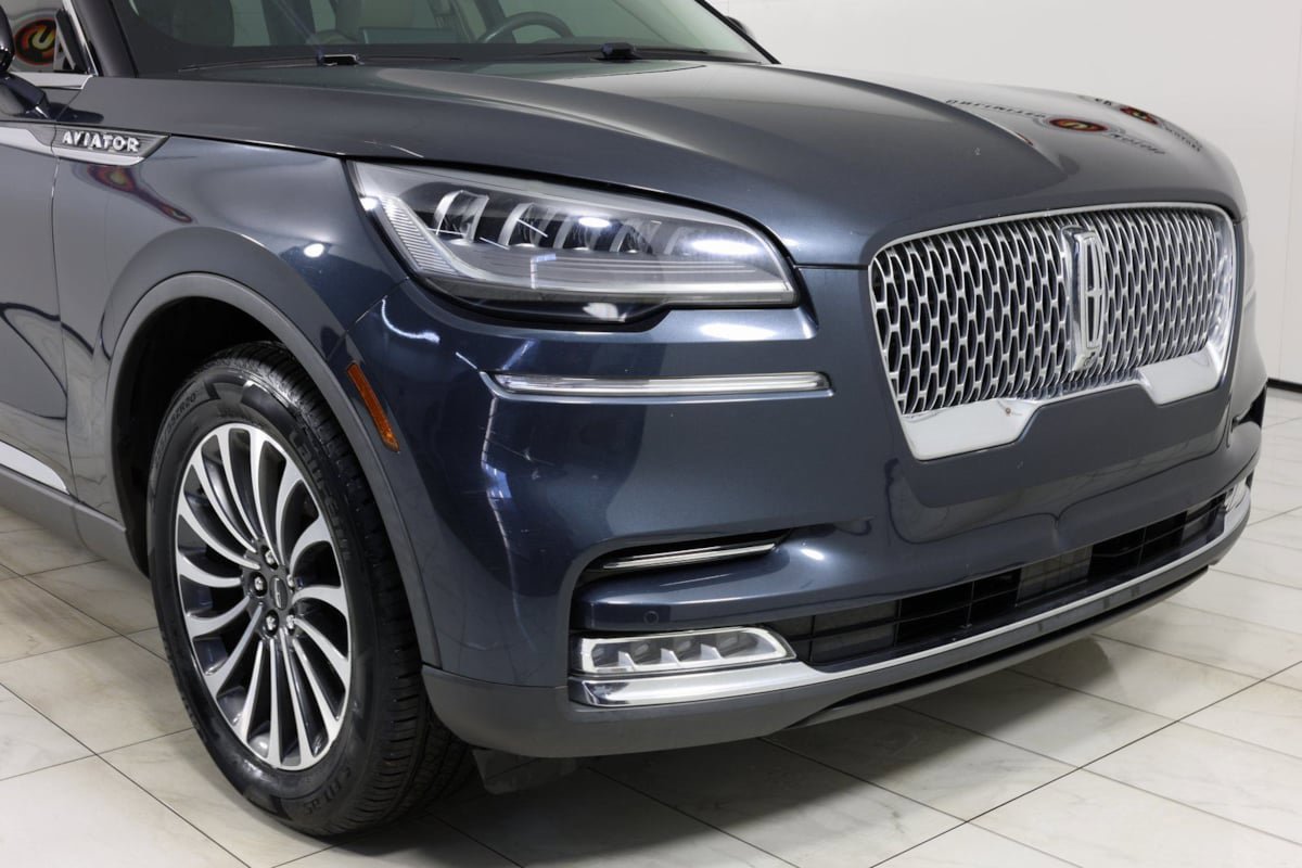 Used 2021 Lincoln Aviator Reserve w/ Class IV Trailer Tow Package AWD/4WD image 38
