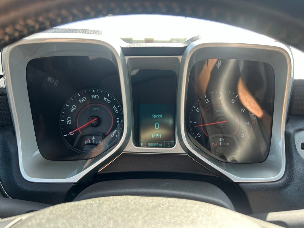 Used 2015 Chevrolet Camaro LT RWD image 22