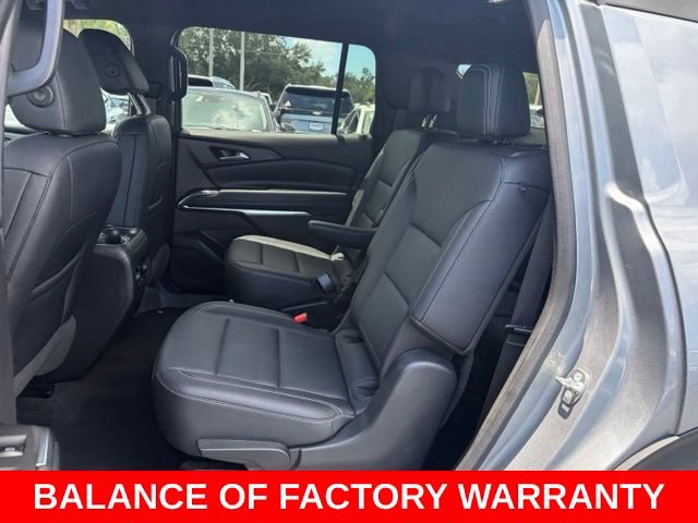 Used 2025 Chevrolet Traverse LT AWD/4WD image 15