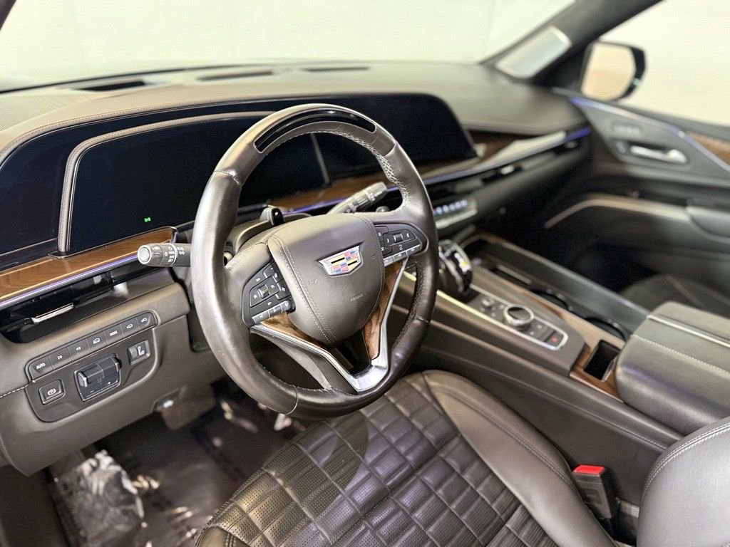 Used 2023 Cadillac Escalade Sport Platinum AWD/4WD image 18
