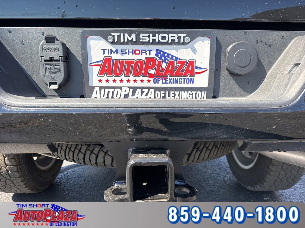 Used 2025 Chevrolet Silverado 2500 Custom w/ Custom Value Package image 14