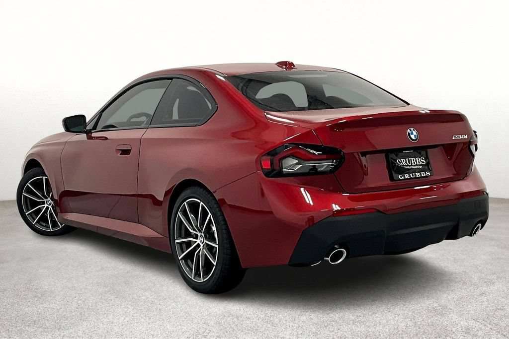 New 2025 BMW 230i Coupe w/ Convenience Package RWD image 4
