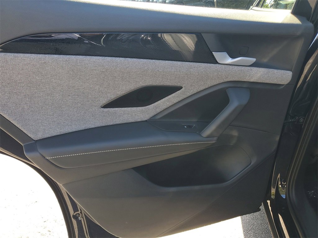 New 2026 Volkswagen Tiguan S image 9