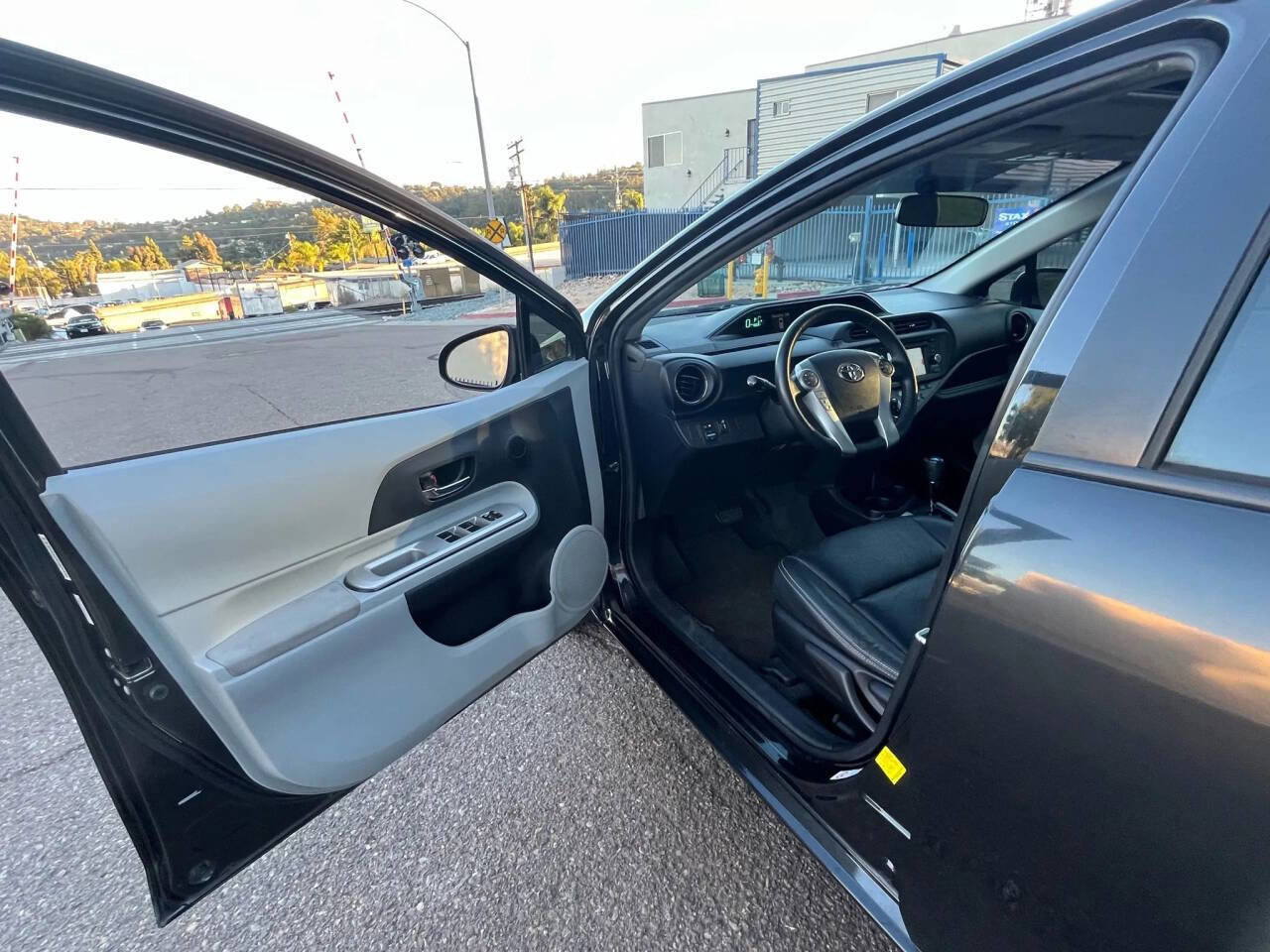 Used 2013 Toyota Prius C Four image 30