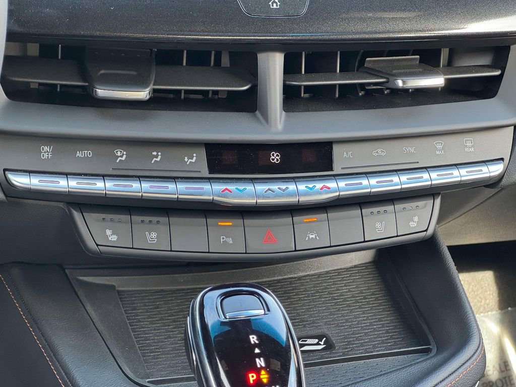 Used 2025 Cadillac CT4 V RWD image 25