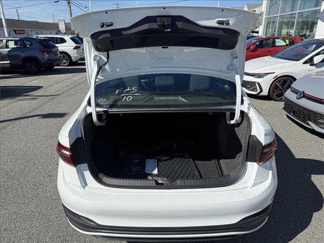 New 2026 Volkswagen Jetta Sport FWD image 9