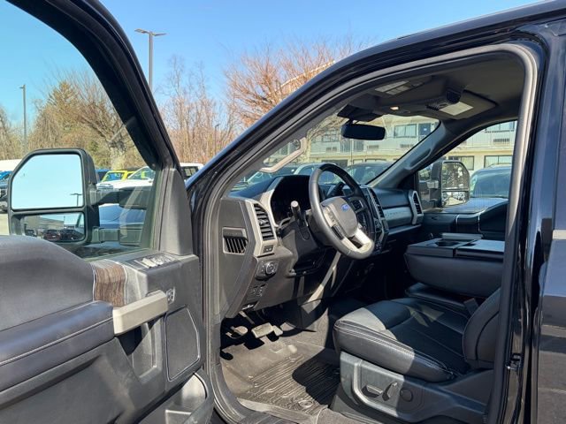 Used 2021 Ford F250 Lariat image 15