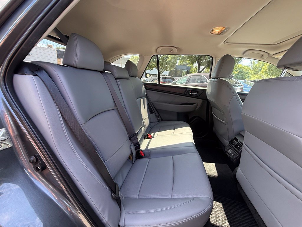 Used 2018 Subaru Outback 2.5i Limited AWD/4WD image 28