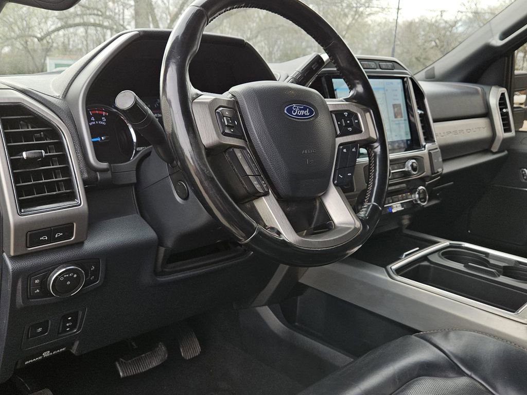 Used 2022 Ford F350 Platinum w/ FX4 Off-Road Package image 27