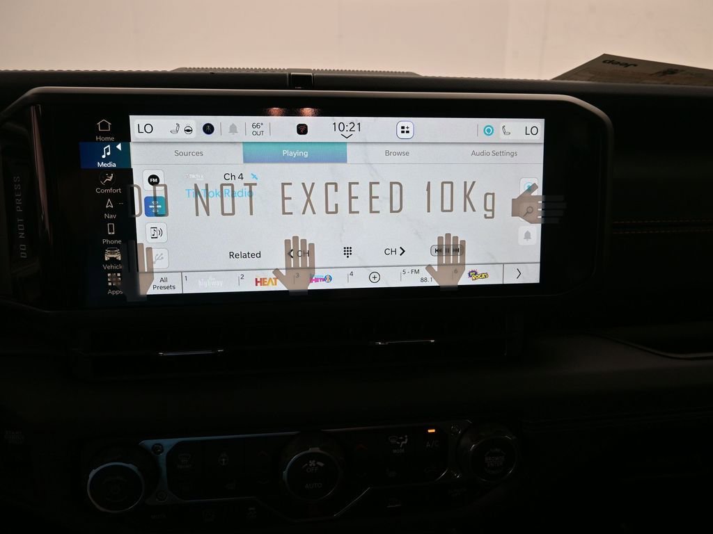 New 2025 Jeep Wrangler Sahara w/ Technology Group image 18