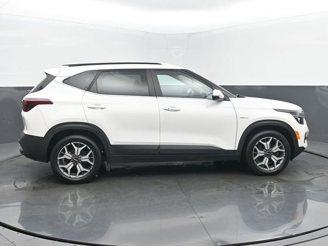 Used 2022 Kia Seltos EX AWD/4WD image 6