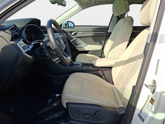 Used 2020 Audi Q3 2.0T Premium image 16