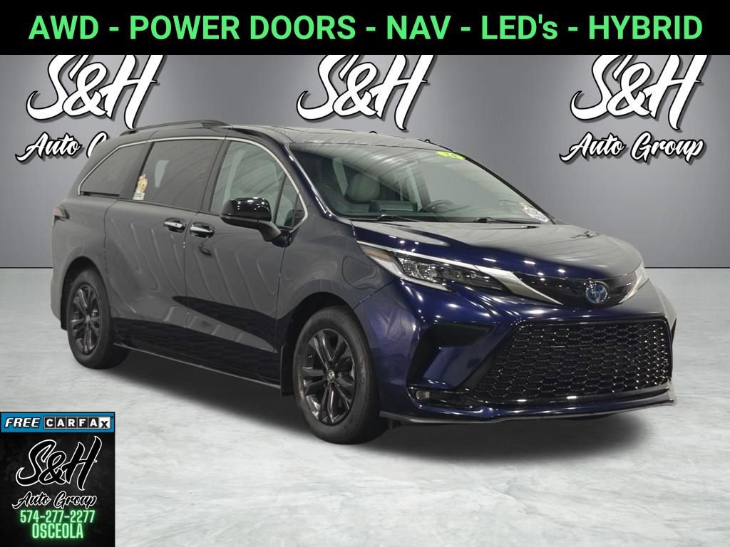 Used 2024 Toyota Sienna XSE w/ XSE Plus Package AWD/4WD image 1