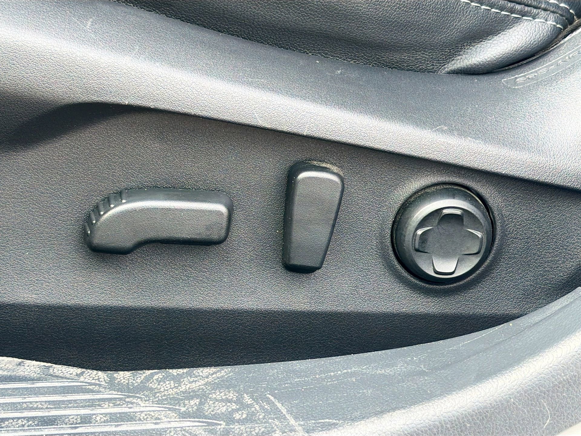 Used 2023 Subaru Outback Limited XT image 27