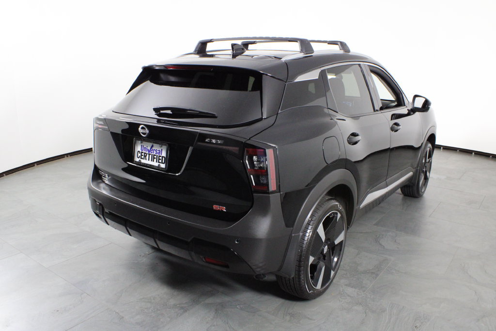 Certified 2026 Nissan Kicks SR FWD image 4