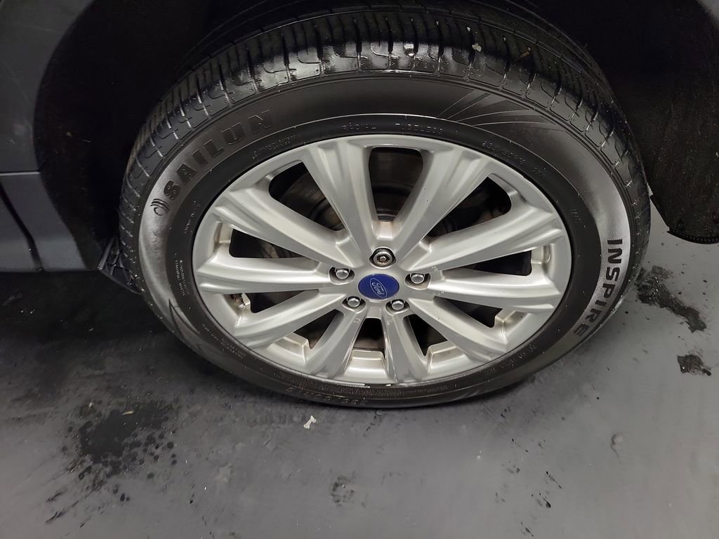 Used 2017 Ford Escape Titanium w/ Equipment Group 301A image 11