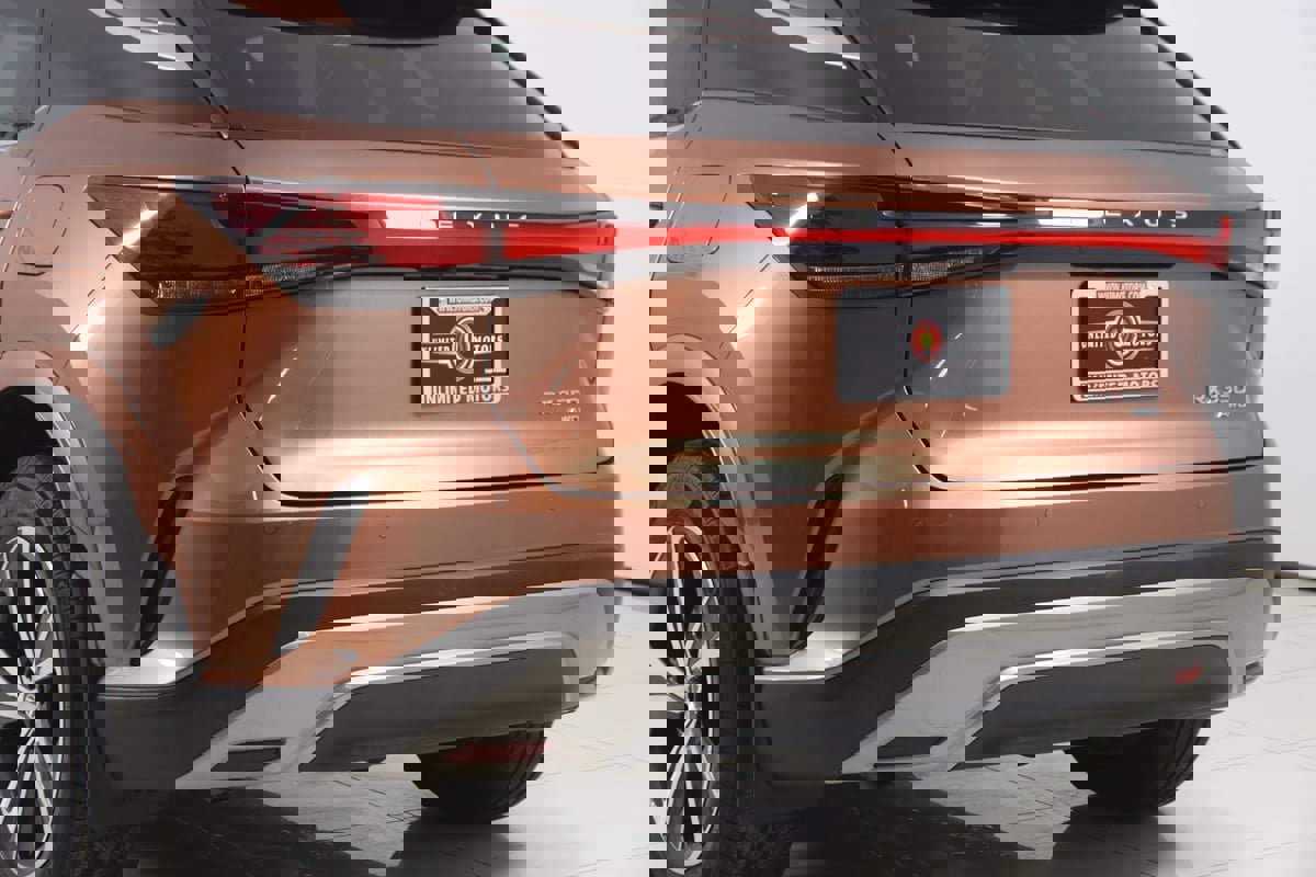 Used 2024 Lexus RX 350 Premium w/ Convenience Package image 25