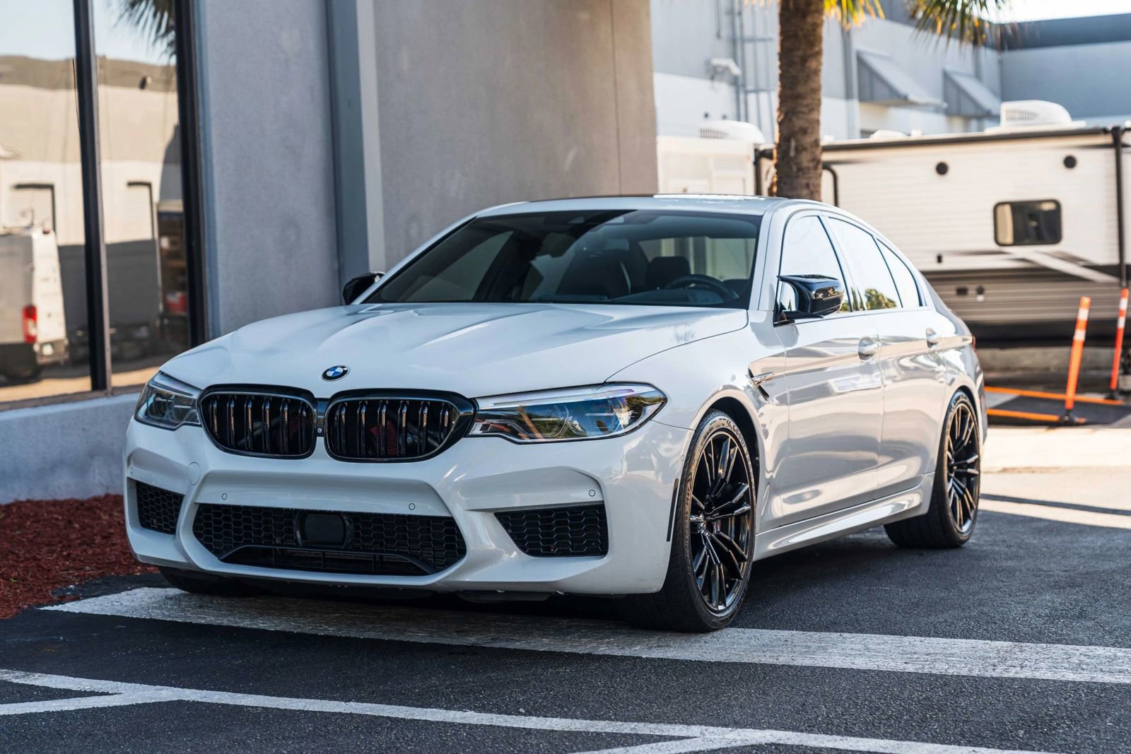 Used 2020 BMW M5 w/ Executive Package image 2