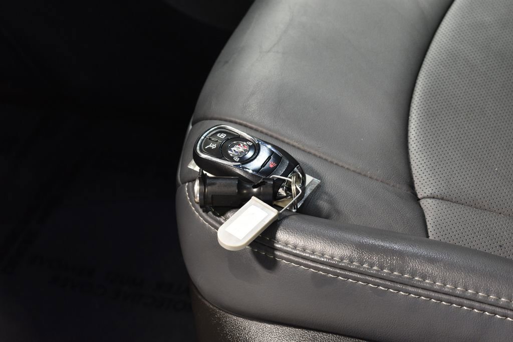 Used 2023 Buick Enclave Essence w/ Experience Buick Package image 40