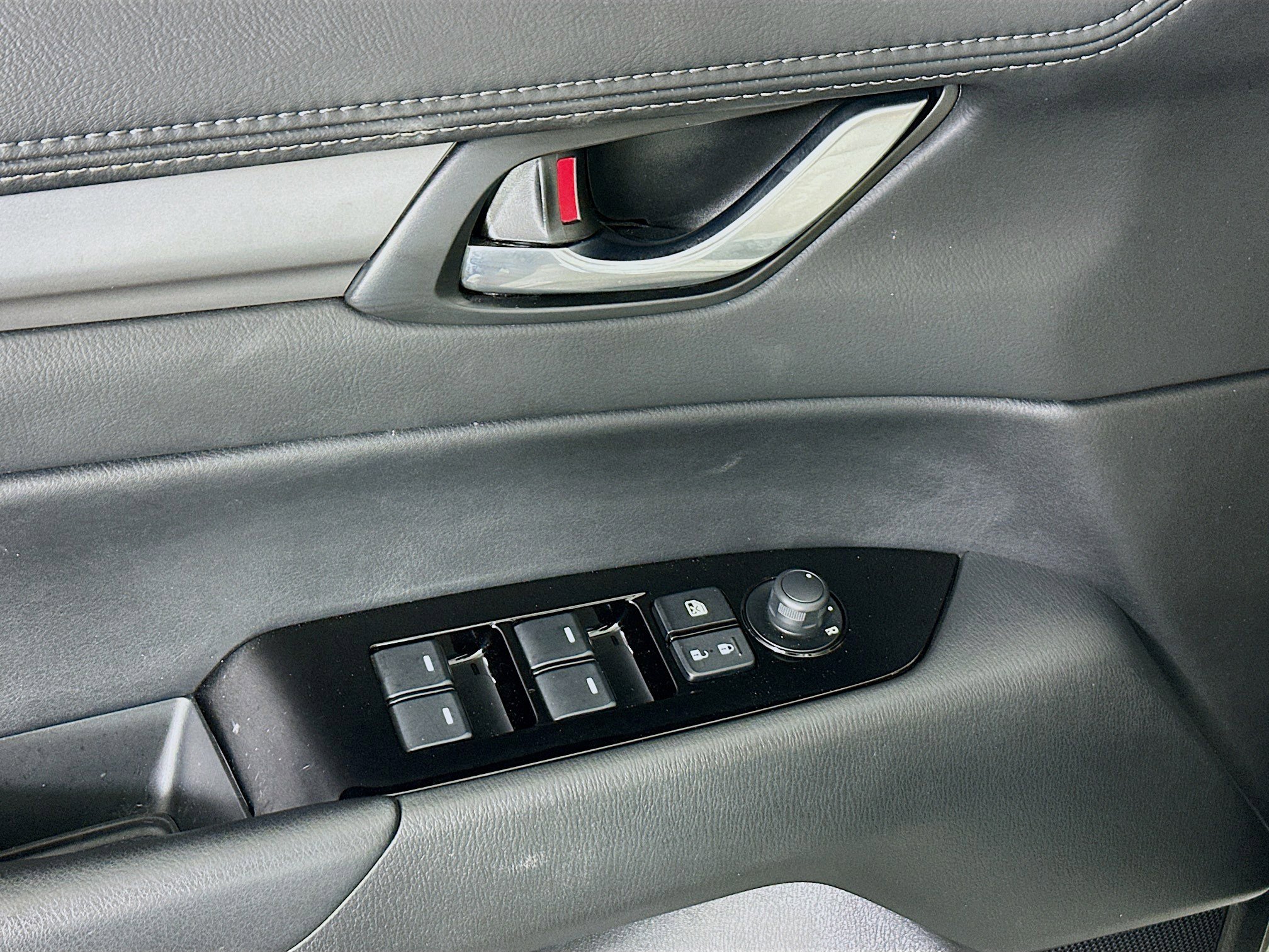 Used 2025 MAZDA CX-5 AWD 2.5 S w/ Preferred Package image 14