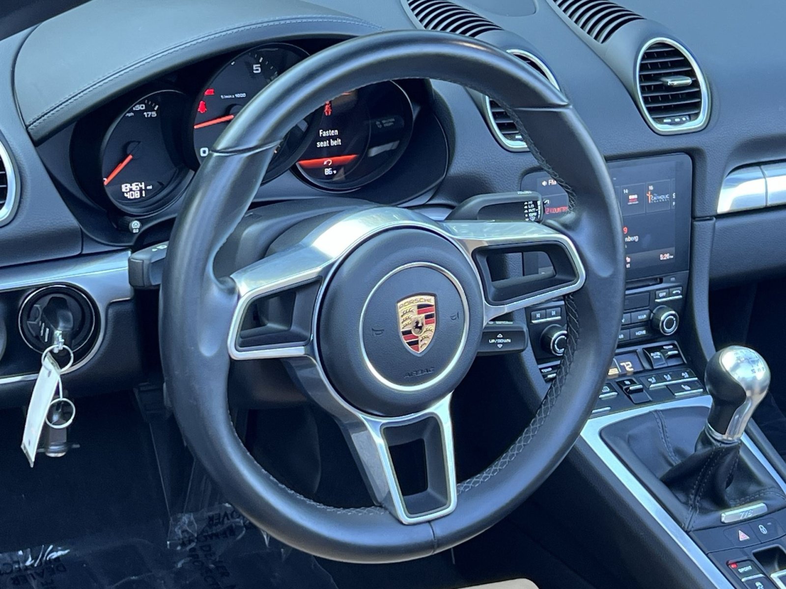 Used 2018 Porsche 718 Boxster RWD image 21