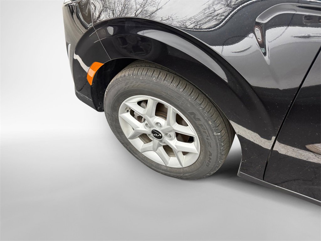 Certified 2023 Kia Soul LX w/ Option Group 015 image 11