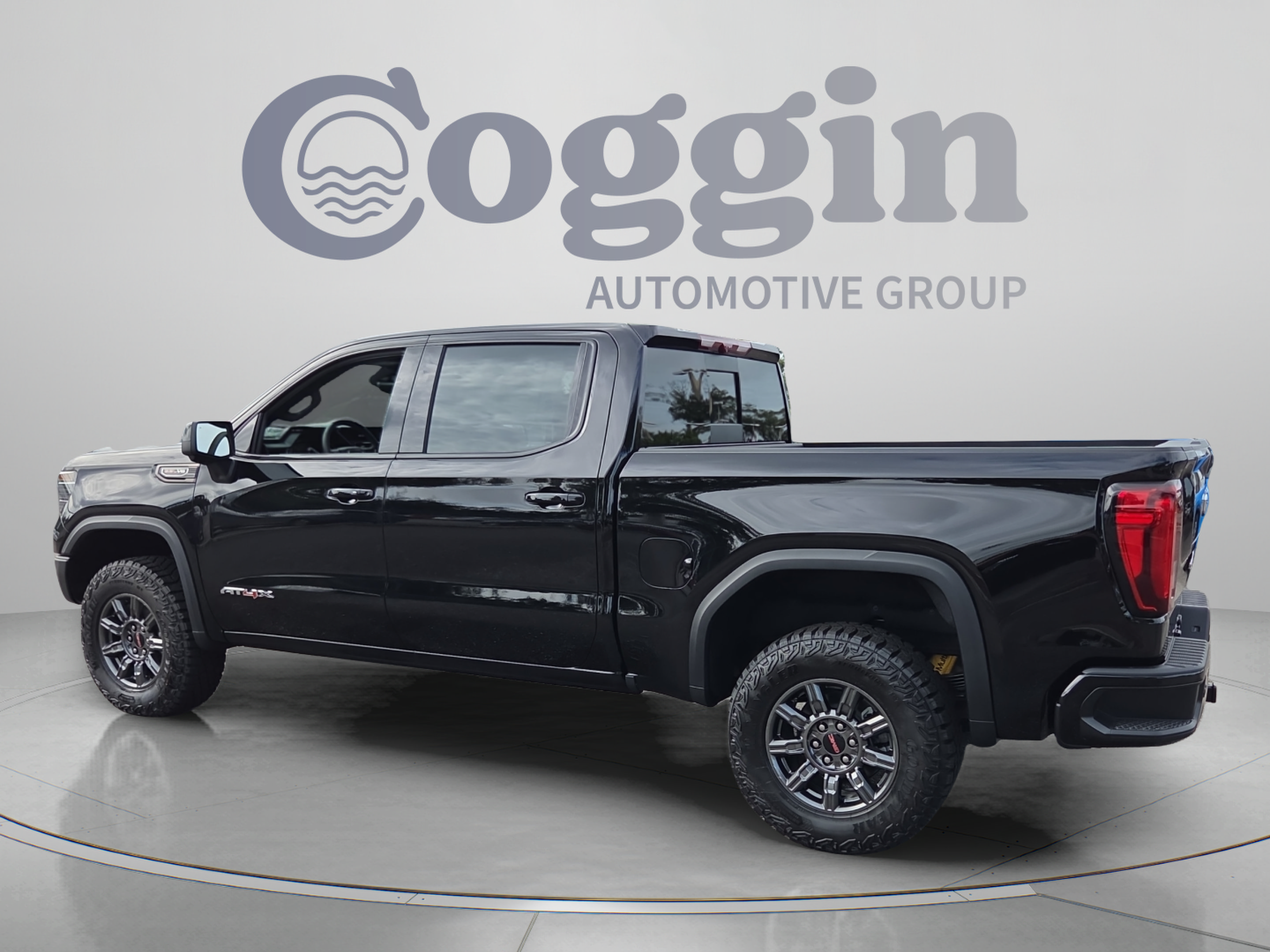 New 2026 GMC Sierra 1500 AT4X AWD/4WD image 3
