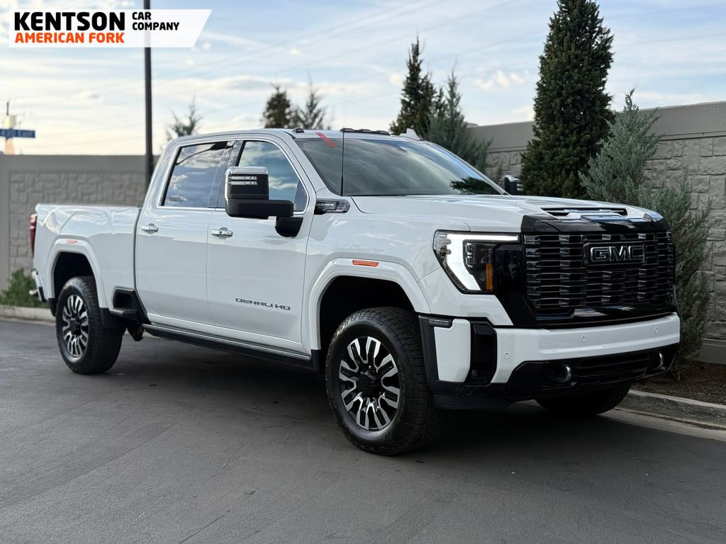 Used 2025 GMC Sierra 3500 Denali Ultimate AWD/4WD image 13